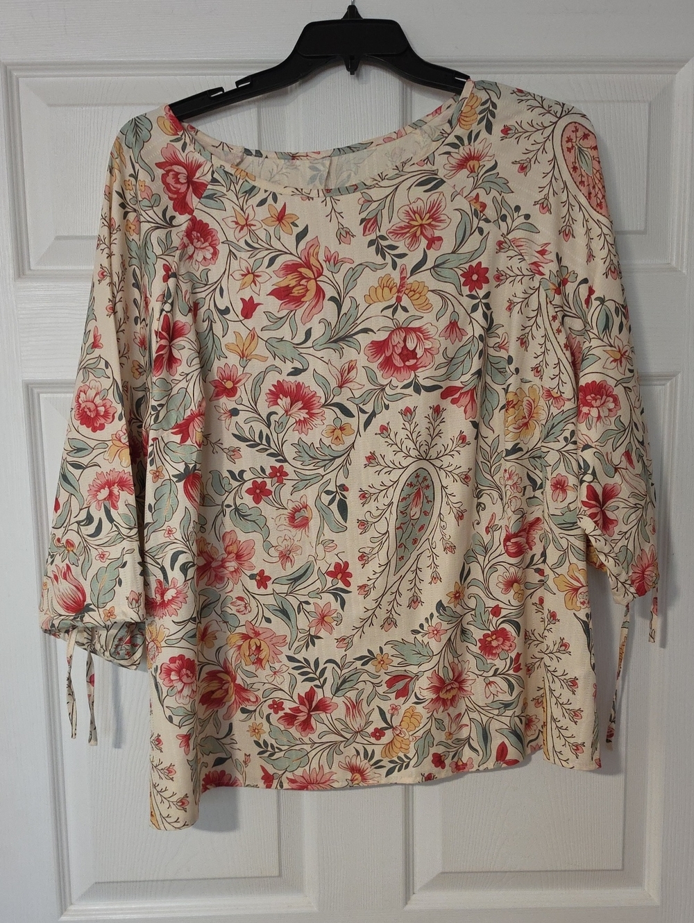 SHEIN Cream Floral Boatneck Tunic with Red & Green Print